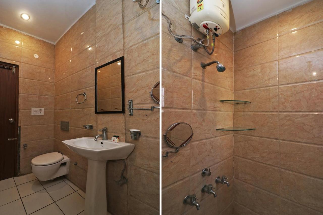 Oyo 22677 Hotel Mehfil Rājpura Eksteriør bilde