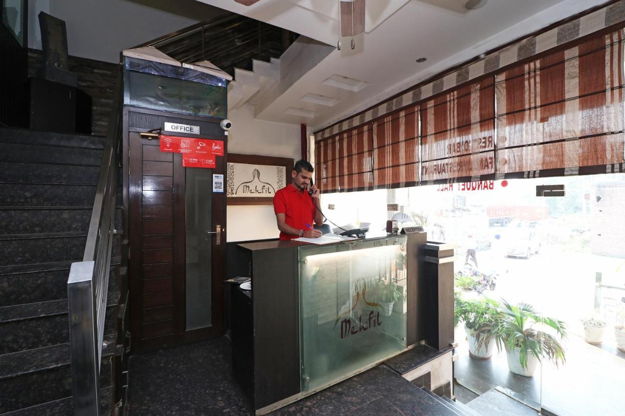 Oyo 22677 Hotel Mehfil Rājpura Eksteriør bilde